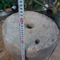 Старинен каменен диск,колело от ръчна мелница хромел, снимка 5 - Антикварни и старинни предмети - 33817912