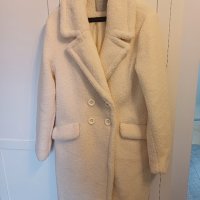 Зимно палто, снимка 1 - Палта, манта - 44238218
