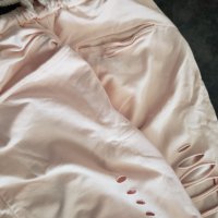 Спортен панталон с дупки в бебешко розово, снимка 2 - Панталони - 36713180