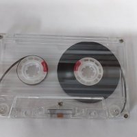 UB40 the very best 93, снимка 4 - Аудио касети - 37186763