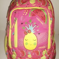 Комплект Ученическа чанта, чанта за хранене, раница Goomby с 4 отделения Pineapple, снимка 2 - Раници - 33933048