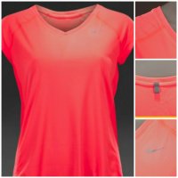 Nike дамска тениска Мр., снимка 2 - Тениски - 29784375