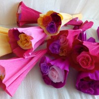 Букет с три рози за  4лв, снимка 2 - Изкуствени цветя - 31985697