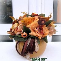 Икебана с рози от кадифе, снимка 2 - Подаръци за жени - 39430516