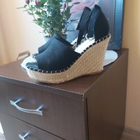 Дамски обувки като нови, снимка 4 - Дамски обувки на ток - 42763700