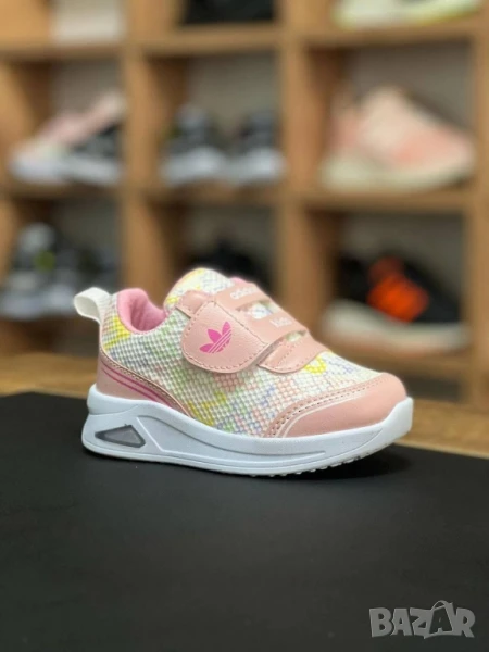 детски маратонки Adidas , снимка 1