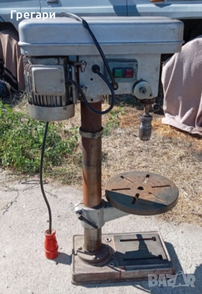 Продавам настолна професионална трифазна голяма бормашина. , снимка 1