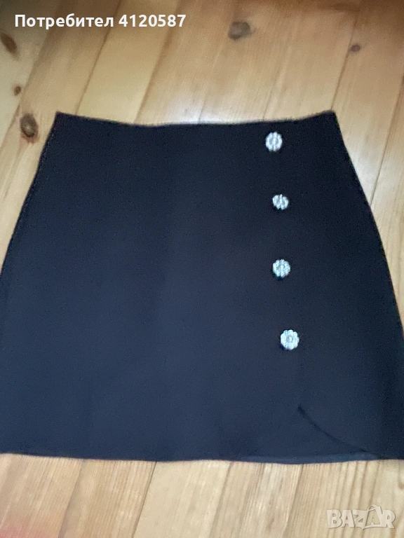 Дамска къса пола, снимка 1