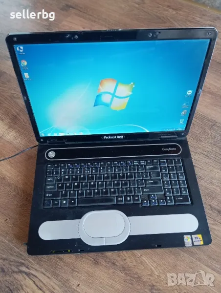 Лаптоп Packard Bell EasyNote 17 инча, снимка 1