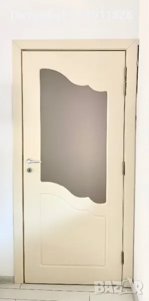 Интериорна врата с мат стъкло, снимка 1