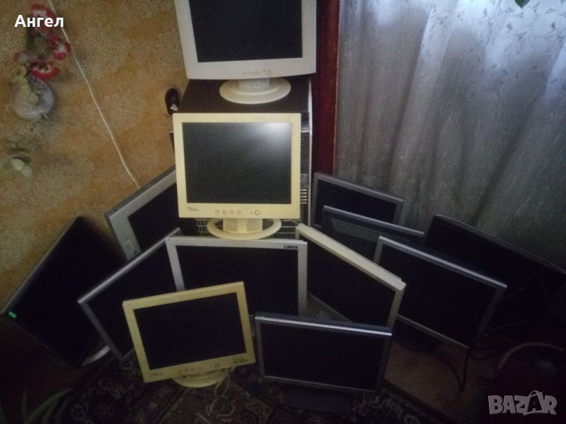 Продавам LCD монитори 15",17",18",19" с формат 5:4, снимка 1