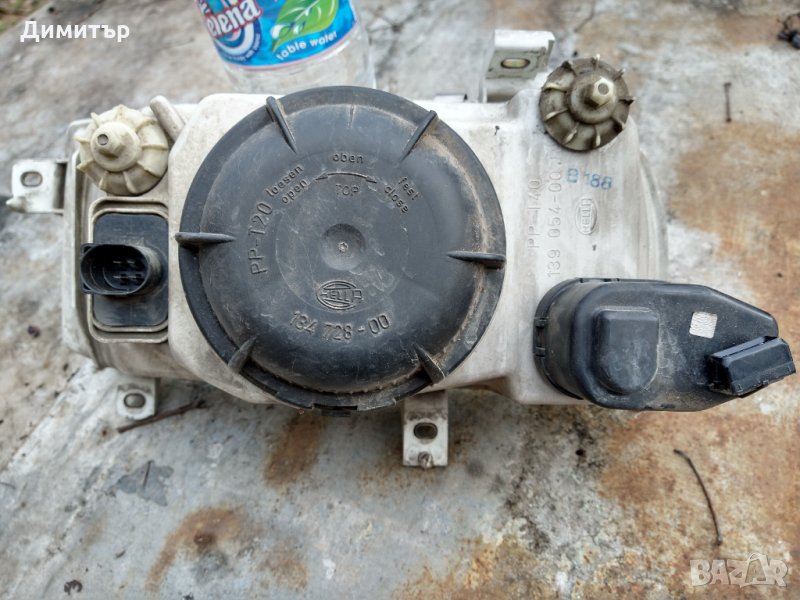 Десен фар за volkswagen vento, снимка 1