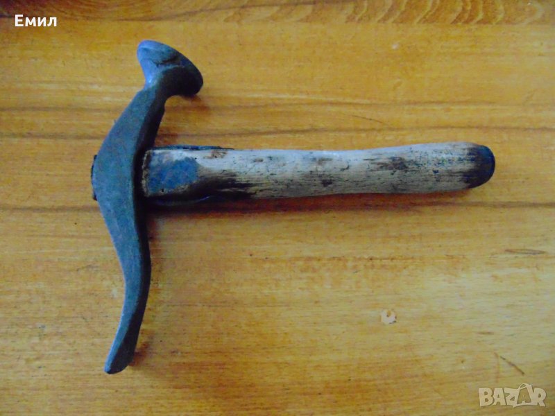 Антикварен инструмент обущарски чук, снимка 1