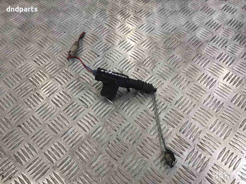 Моторче централно предна лява врата KIA Sportage,1999г., снимка 1