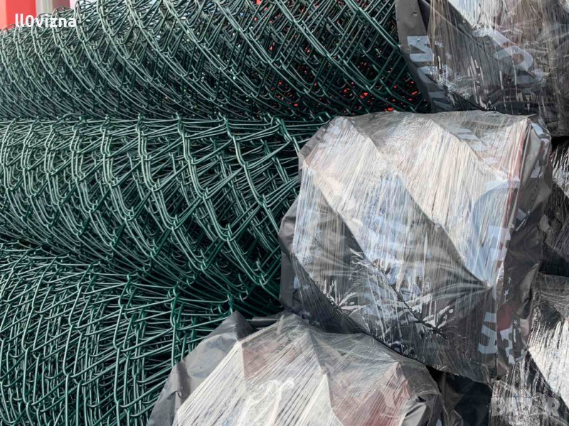ПОЦИНКОВАНА ОГРАДНА МРЕЖА С ПВЦ , снимка 1