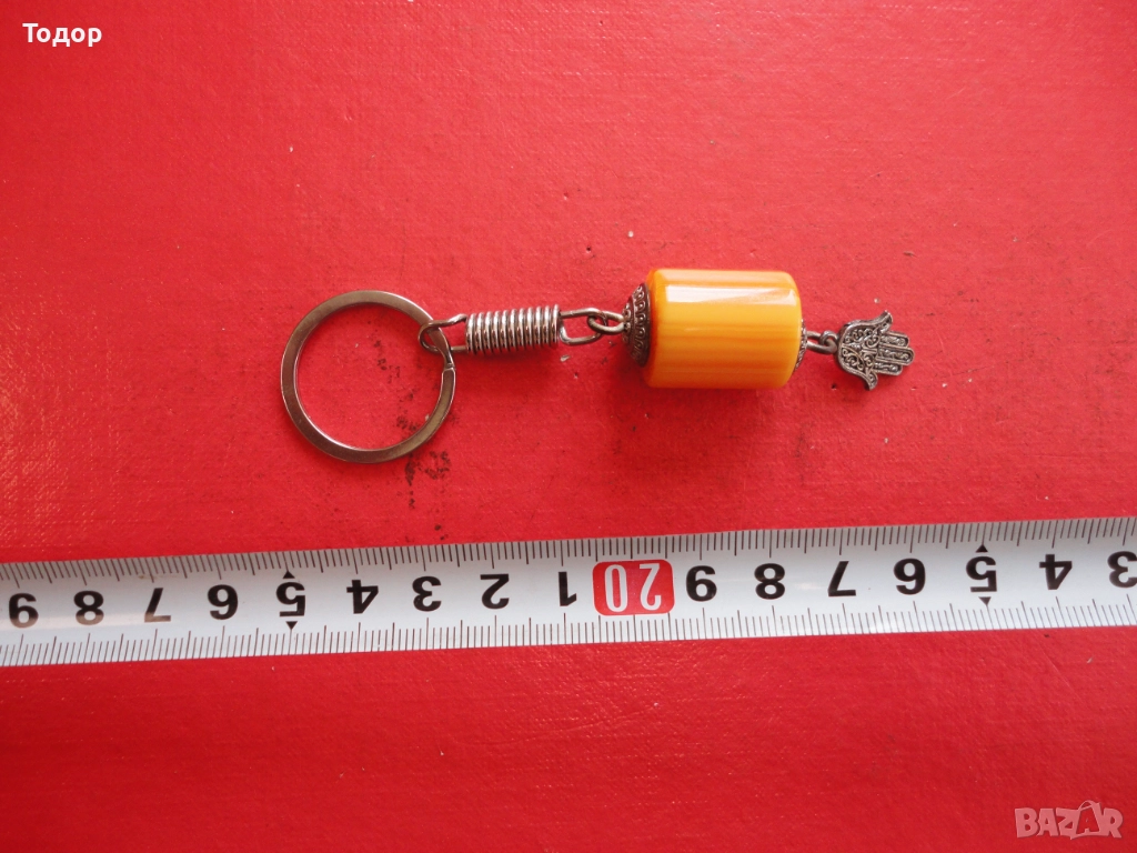 Невероятен ключодържател кехлибар каталин , снимка 1