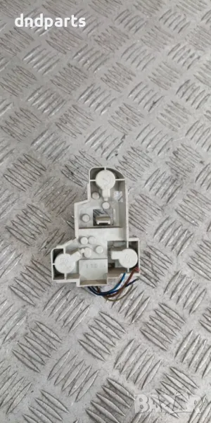 Платка външен стоп BMW 3-Series E46 2002г.(дясна комби)	, снимка 1