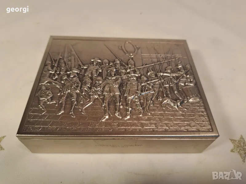 дървена кутия с метален обков 25/4, снимка 1