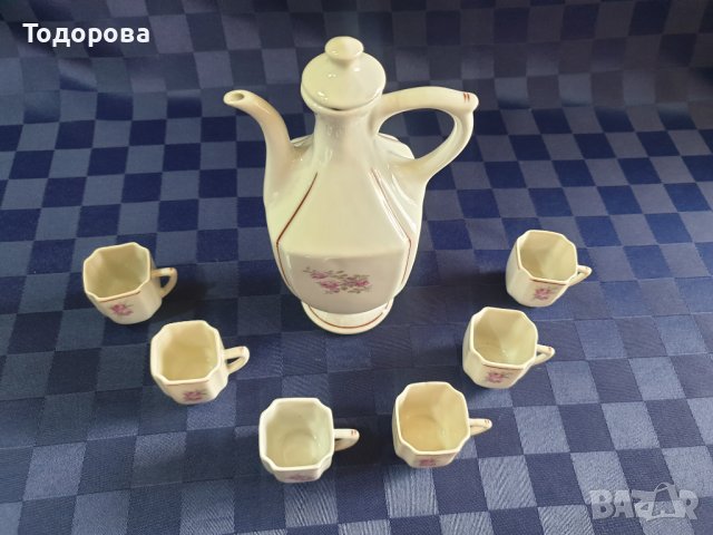 Стар порцеланов сервиз за греяна ракия,ликьор-Развитие,с.Калейца, снимка 2 - Сервизи - 42672444