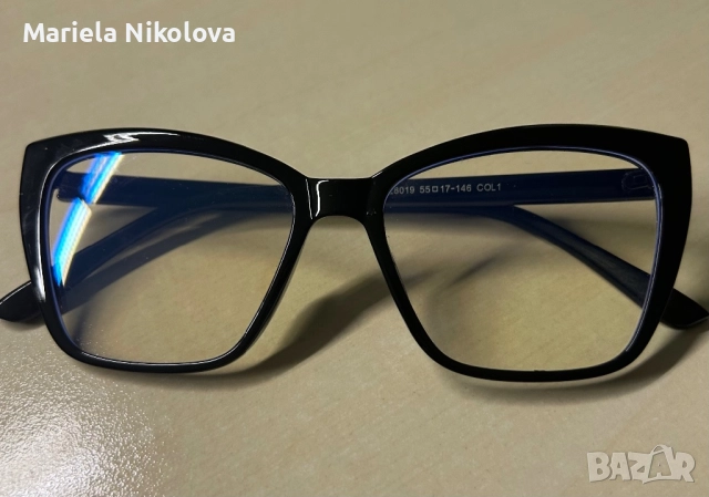 Очила без диоптър