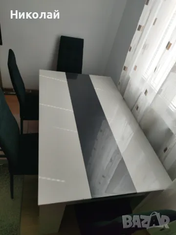 Трапезна маса с 3 стола, снимка 2 - Маси - 47625721