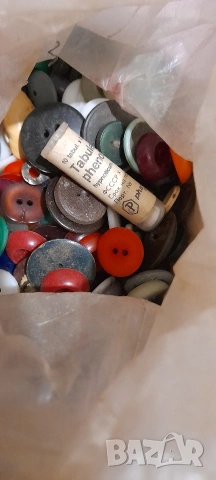 Макари, конци, ресни, копчета, снимка 7 - Други стоки за дома - 53047872