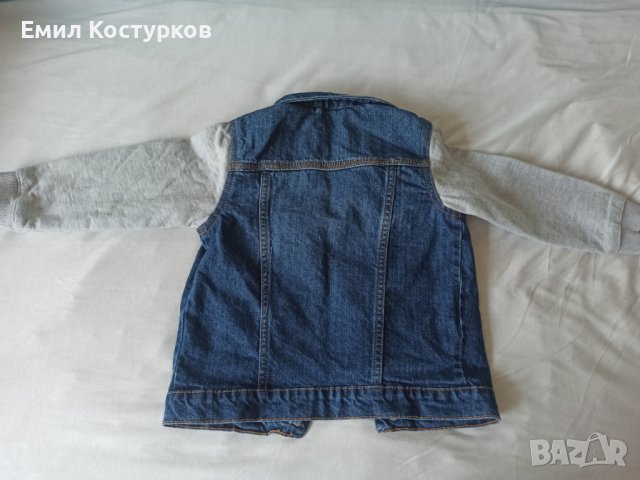 Продавам дънкови якенца с памучни ръкави 104 - 2бр, снимка 4 - Стоки за близнаци - 36976178