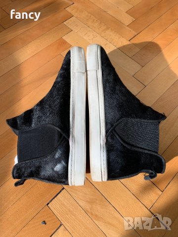 Боти Zara - естествена кожа с косъм, снимка 2 - Дамски боти - 30319425