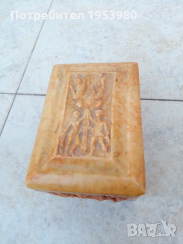 Кутия за бижута от алабастър, снимка 2 - Антикварни и старинни предмети - 31866940