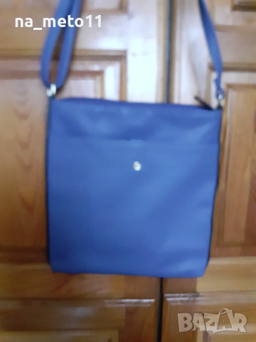 Дамска чанта + подарък, снимка 2 - Чанти - 52099311