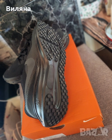 Дамски маратонки Nike 39 номер, снимка 3 - Маратонки - 54305723