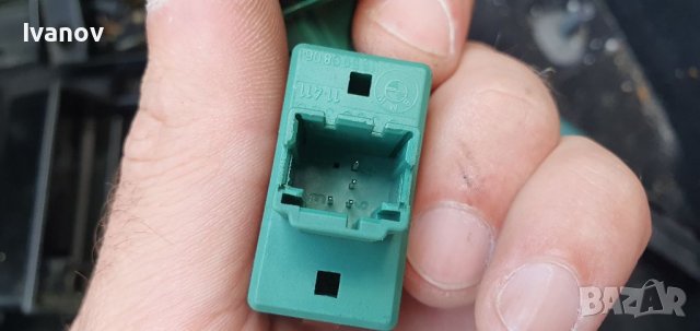 Копче за ел стъкла бмв е36 зелена букса , снимка 5 - Части - 37448201