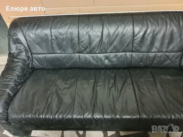 Черен кожен диван, снимка 3 - Дивани и мека мебел - 48806221