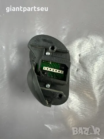 Бутон Волан за Мерцедес Mercedes-benz W211 W219 A2308202410, снимка 3 - Части - 49400569