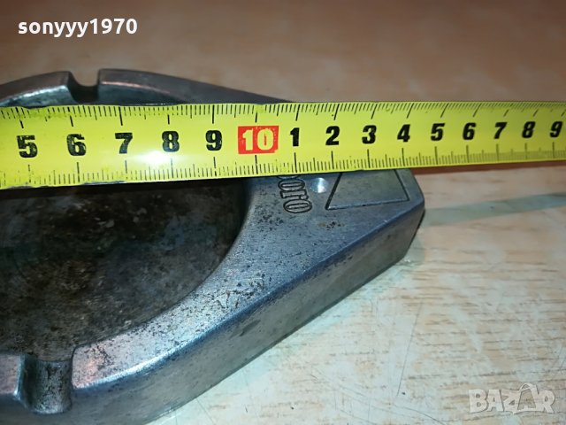 marlboro-стар метален пепелник-внос швеицария, снимка 5 - Колекции - 29401146