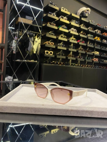 очила с черен обикновен калъф и ув защита chanel, снимка 4 - Слънчеви и диоптрични очила - 51450701