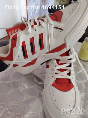 маратонки маркови