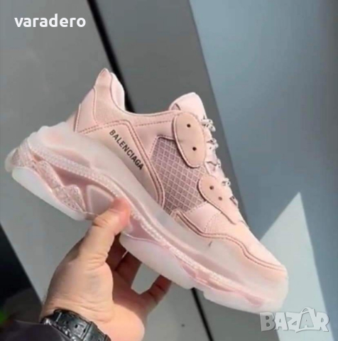 Дамски маратонки Balenciaga , снимка 2 - Маратонки - 44927718