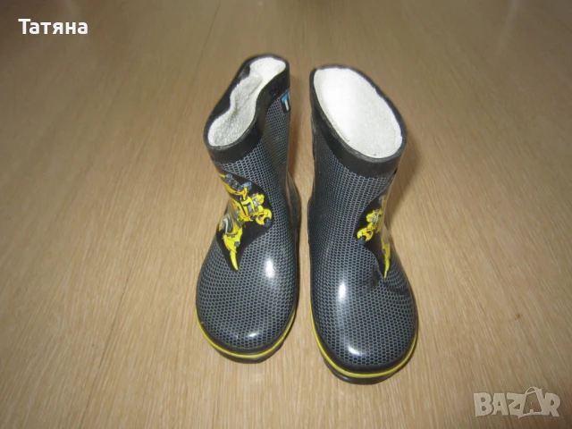 детски обувки  БЕНЕТОН ; кроксове  CROCS ;маратонки MARVEL, снимка 16 - Детски обувки - 28677421