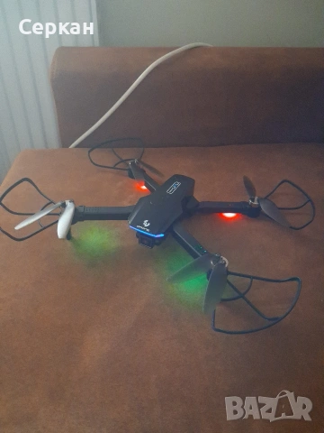 🚁 Дрон с HD камера – сгъваем, лесен за управление, снимка 2 - Дронове и аксесоари - 54163123