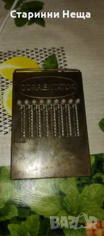 РЕДКАЖ стар немски механичен калкулатор маркировка Made in Germany Correntator , снимка 3 - Антикварни и старинни предмети - 47928285