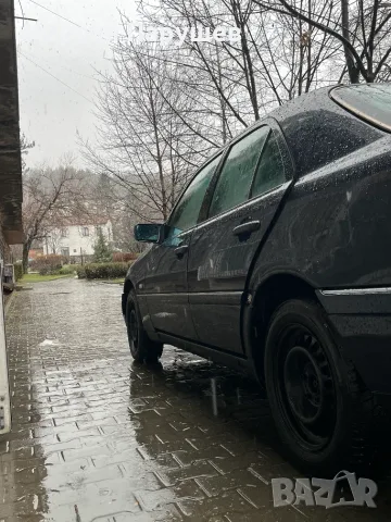 Mercedes W202 C220 , снимка 2 - Автомобили и джипове - 56537617