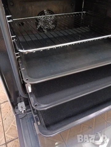 Като нова свободно стояща печка с индукционни котлони Voss с две години гаранция!, снимка 4 - Печки, фурни - 54170269