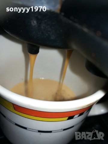 delonghi 15bar кафемашина 2906221202, снимка 4 - Кафемашини - 37234616