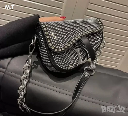 Нова дамска чанта, снимка 6 - Чанти - 51149777