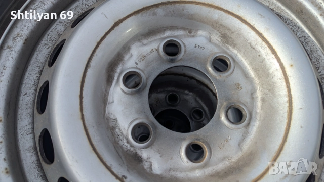 Оригинални джанти 16" със зимни гуми  за Фолксваген Крафтър , снимка 6 - Гуми и джанти - 51741609