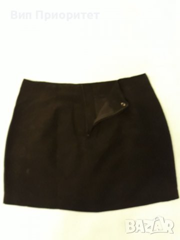 Къса пола черна Н&М с капси и кръстосани връзки, изпечена материя , с цип на гърба, снимка 10 - Поли - 37414559