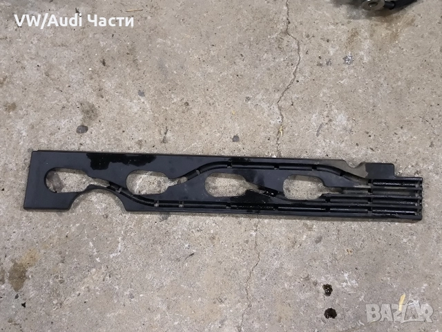 Кора капак кабели за свещи бобина Голф 4 Ауди А3 Сеат 1.4 VW Golf 4 Seat 1.4 036905487A