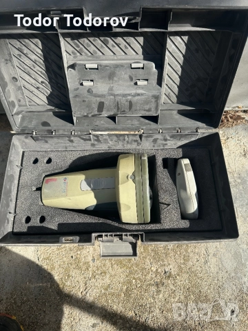 Лазарен нивелир sola