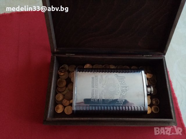 Дървени сувенири, медно инкрустирани кутия, кутия с лула, принадлежности, неръждаема Jim Beam. , снимка 5 - Антикварни и старинни предмети - 44415626